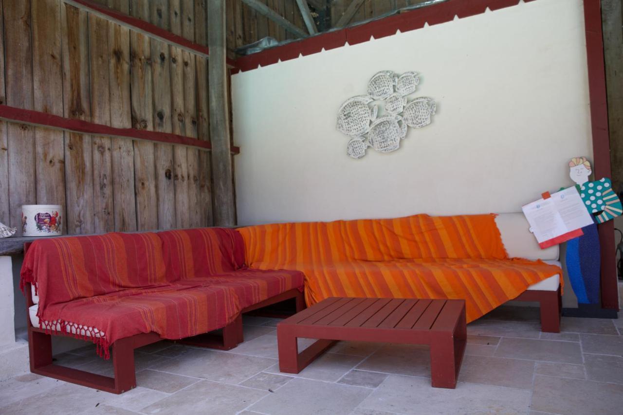 Camping La Dorepontaise Roulotte