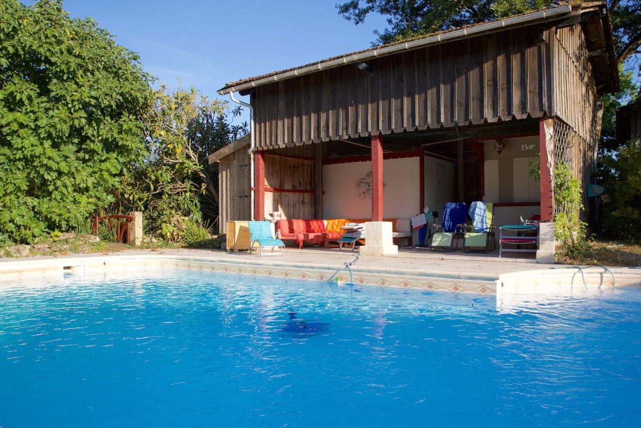 Campsite La Dorepontaise Roulotte