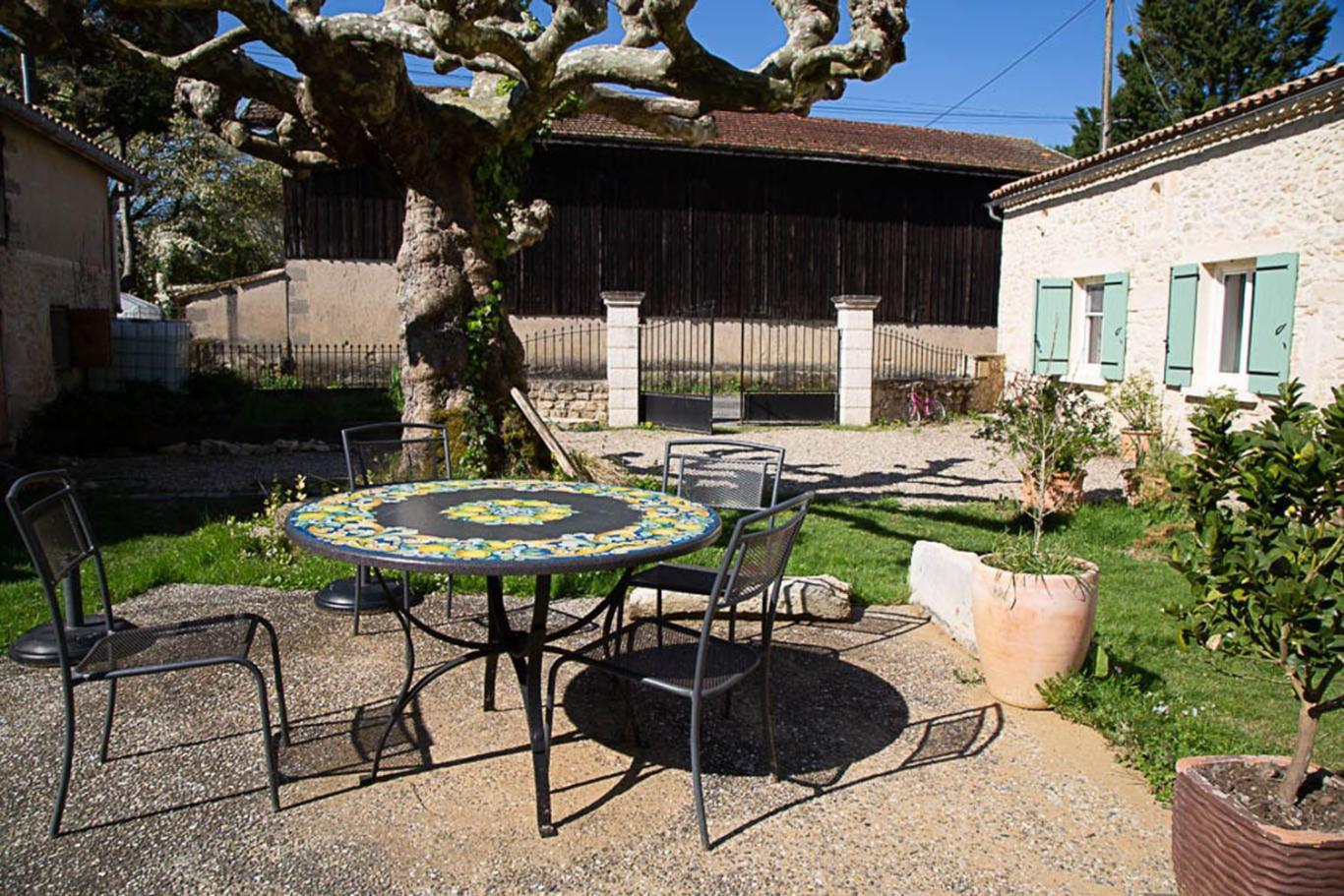La Dorepontaise Roulotte Campsite